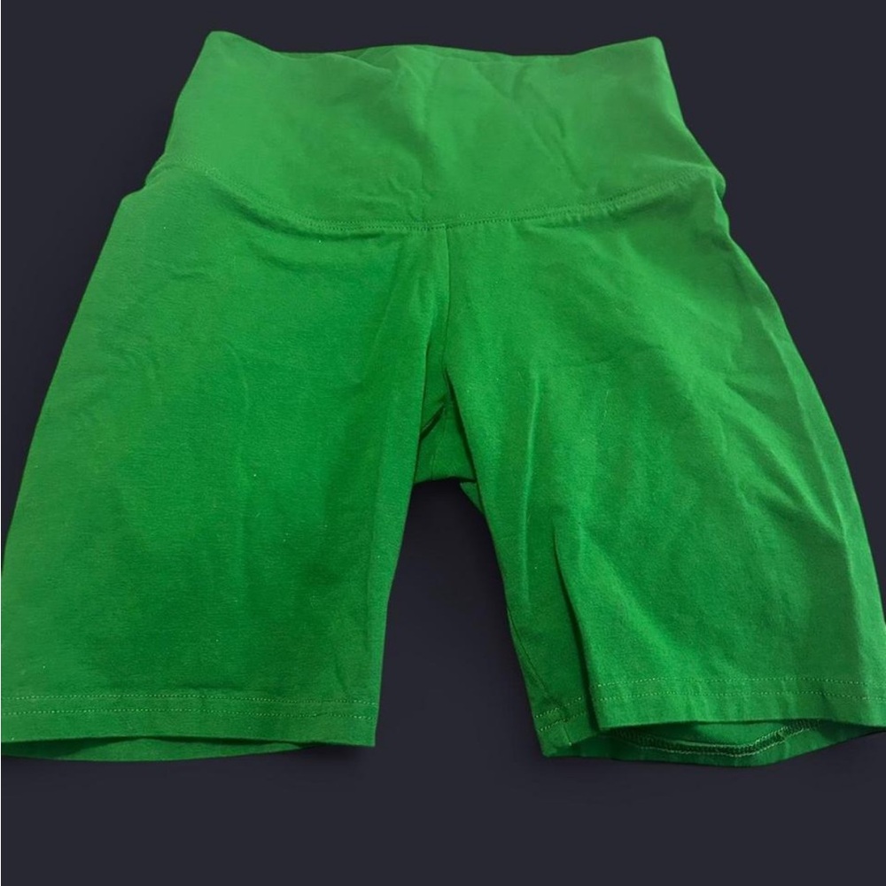 Aritzia Vibrant Green Bike Shorts